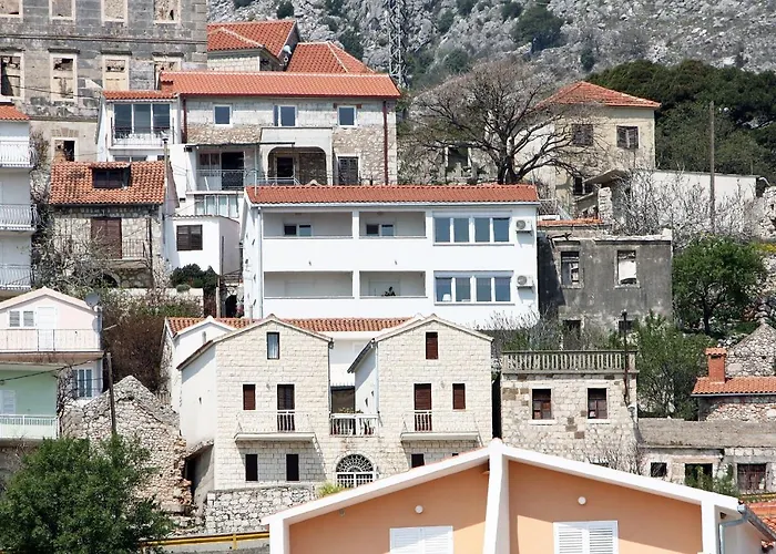 דירה With Parking Spaces Igrane, Makarska - 4891 איגריין