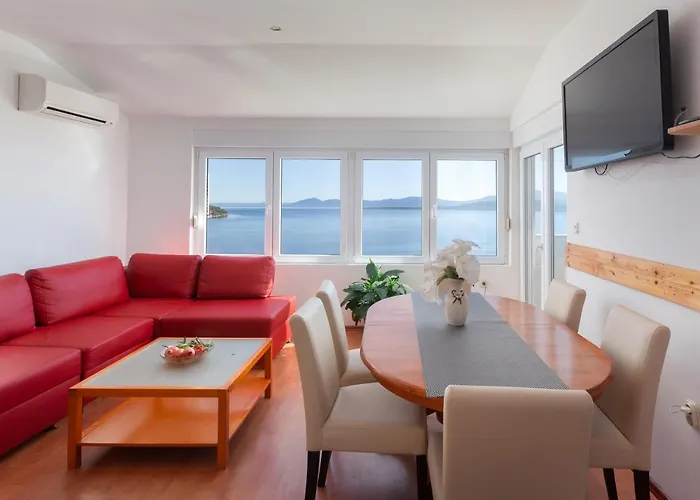 דירה With Parking Spaces Igrane, Makarska - 4891 איגריין