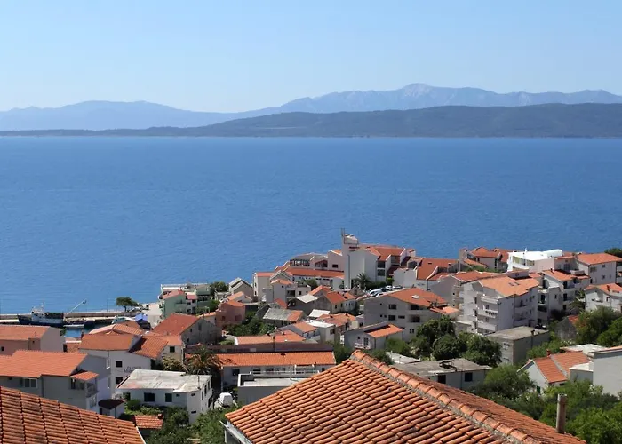 With Parking Spaces Igrane, Makarska - 4891 דירה *